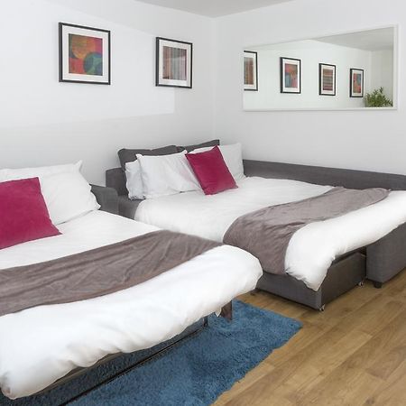 Quiet Riverside Apartment Londra Dış mekan fotoğraf